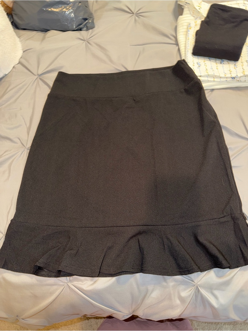 Agnes & Dora Black Pencil Skirt with Ruffle Hem. NWT